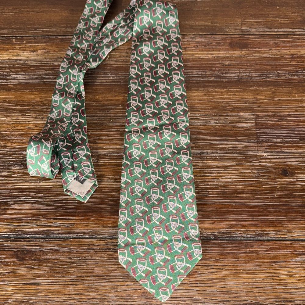 Fendi Green and Red Geometric Men's silk Tie
